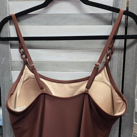 Women’s Onepiece Swimsuit Chain Strap | Kona Sol | X Large (16) - Picture 6 of 10